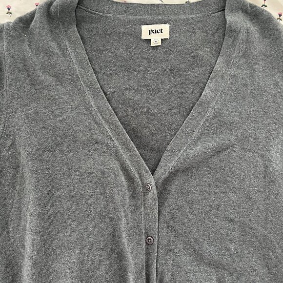 Pact 100% organic cotton classic fine knit cardigan - Picture 1 of 6